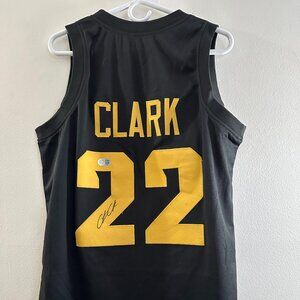 Caitlin Clark signed Iowa Hawkeyes autographed custom jersey w/COA - XL - 881